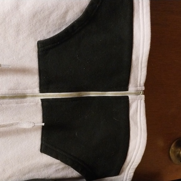 Kuromi Hooded Sweatshirt - Picture 5 of 8